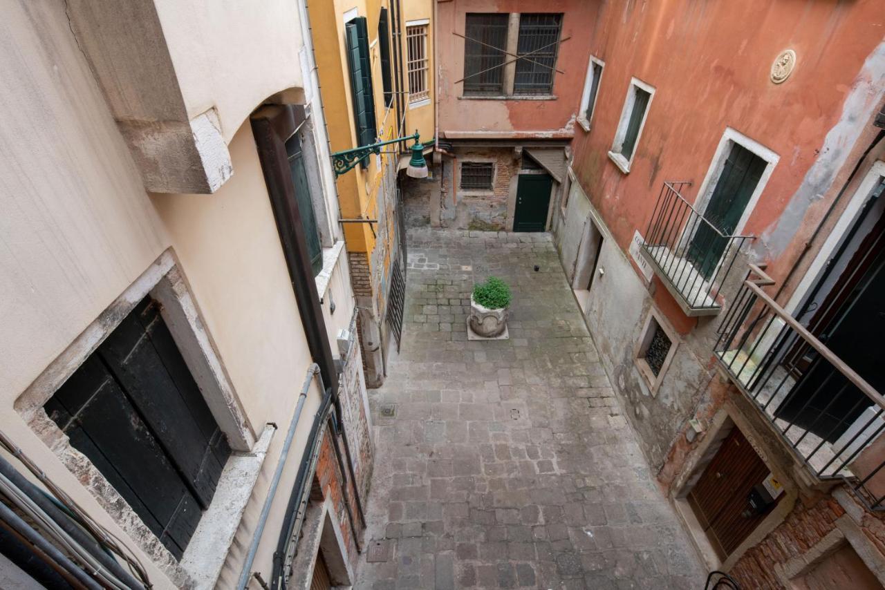Ve.N.I.Ce. Cera Ca' De La Mandola Apartment Venice Exterior photo
